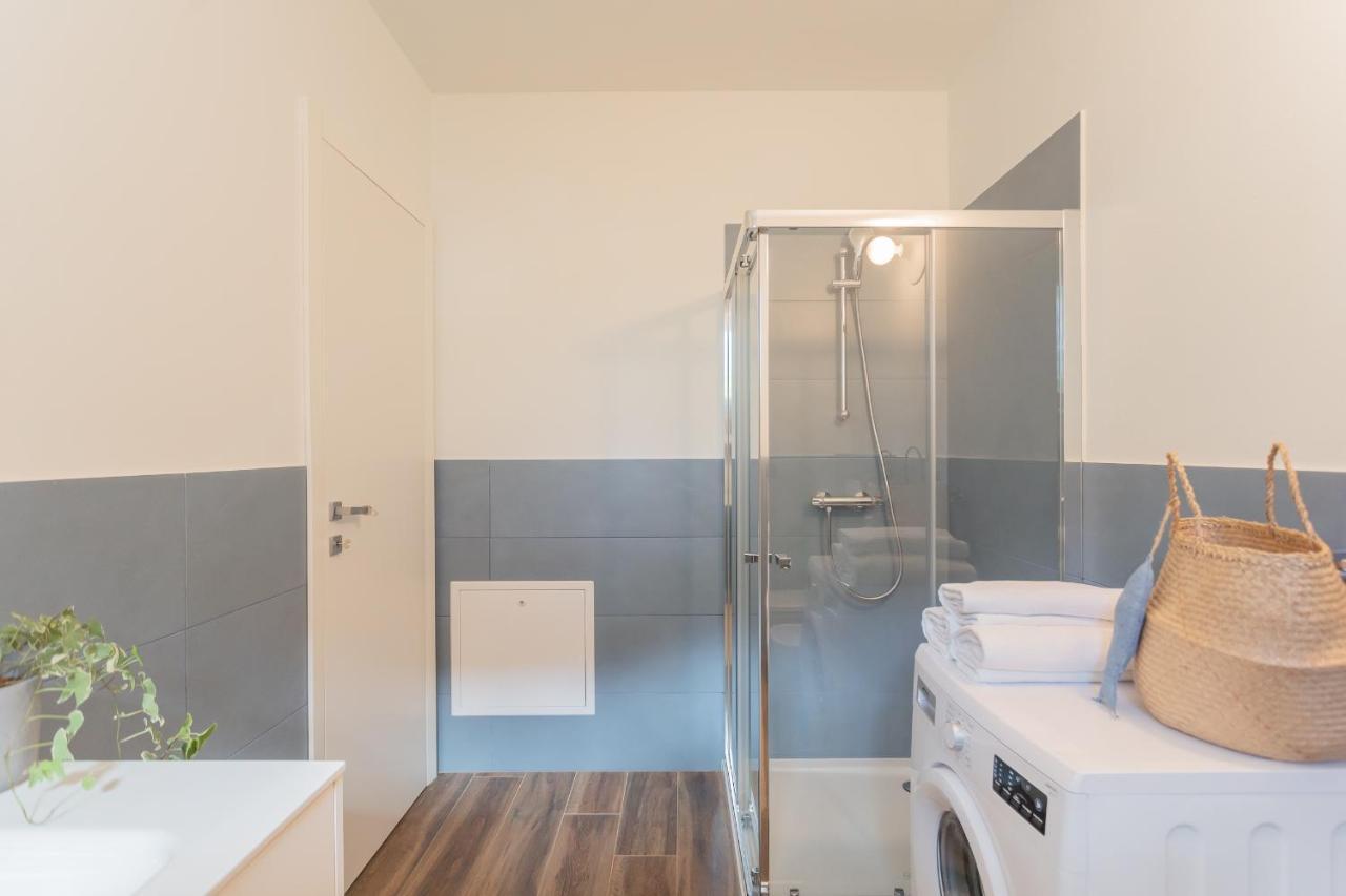 Misultin House & Swimming Pool, Luxury In Lake Como By Rent All Como Pianello Del Lario Exterior foto